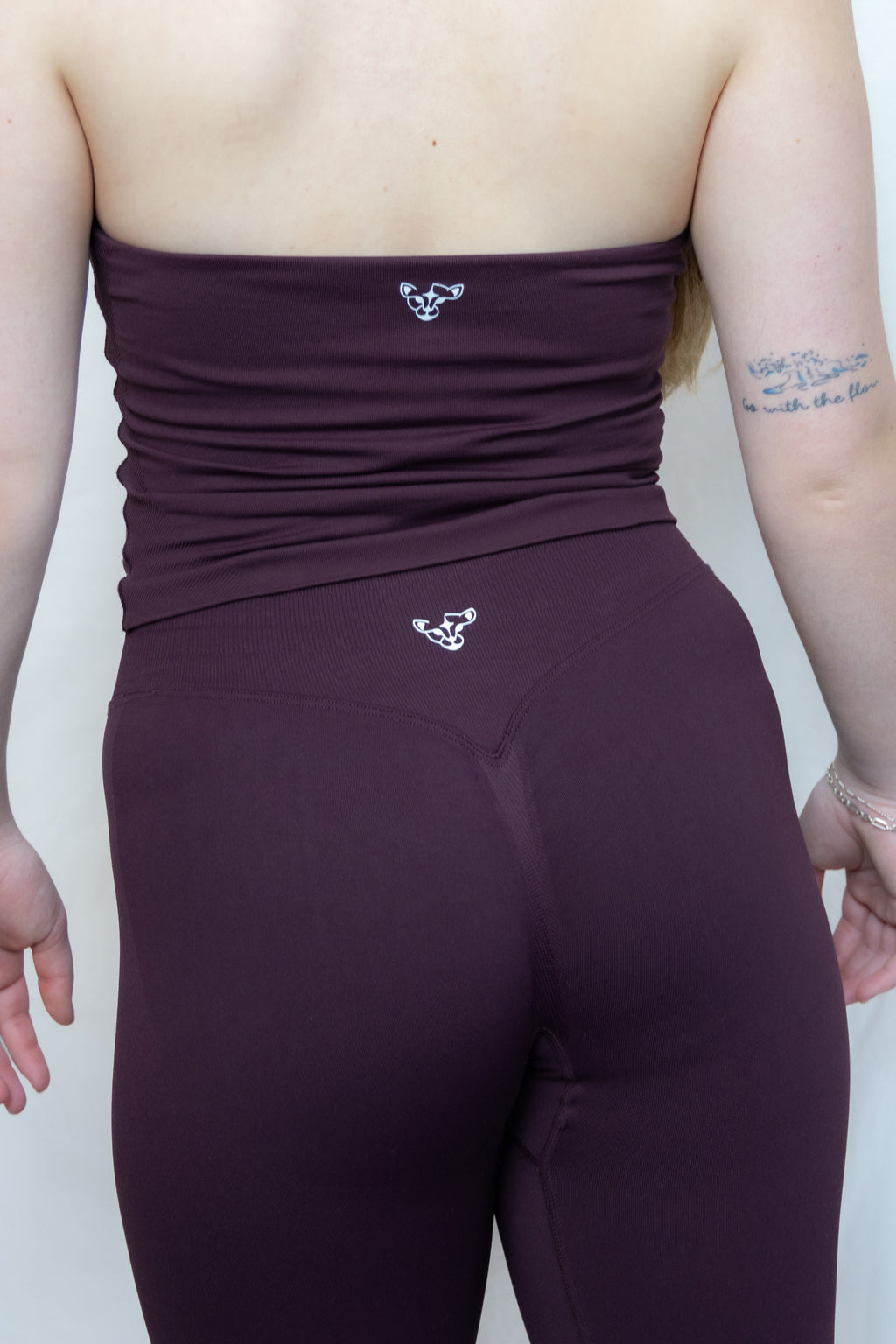 Essentials Flared Leggings