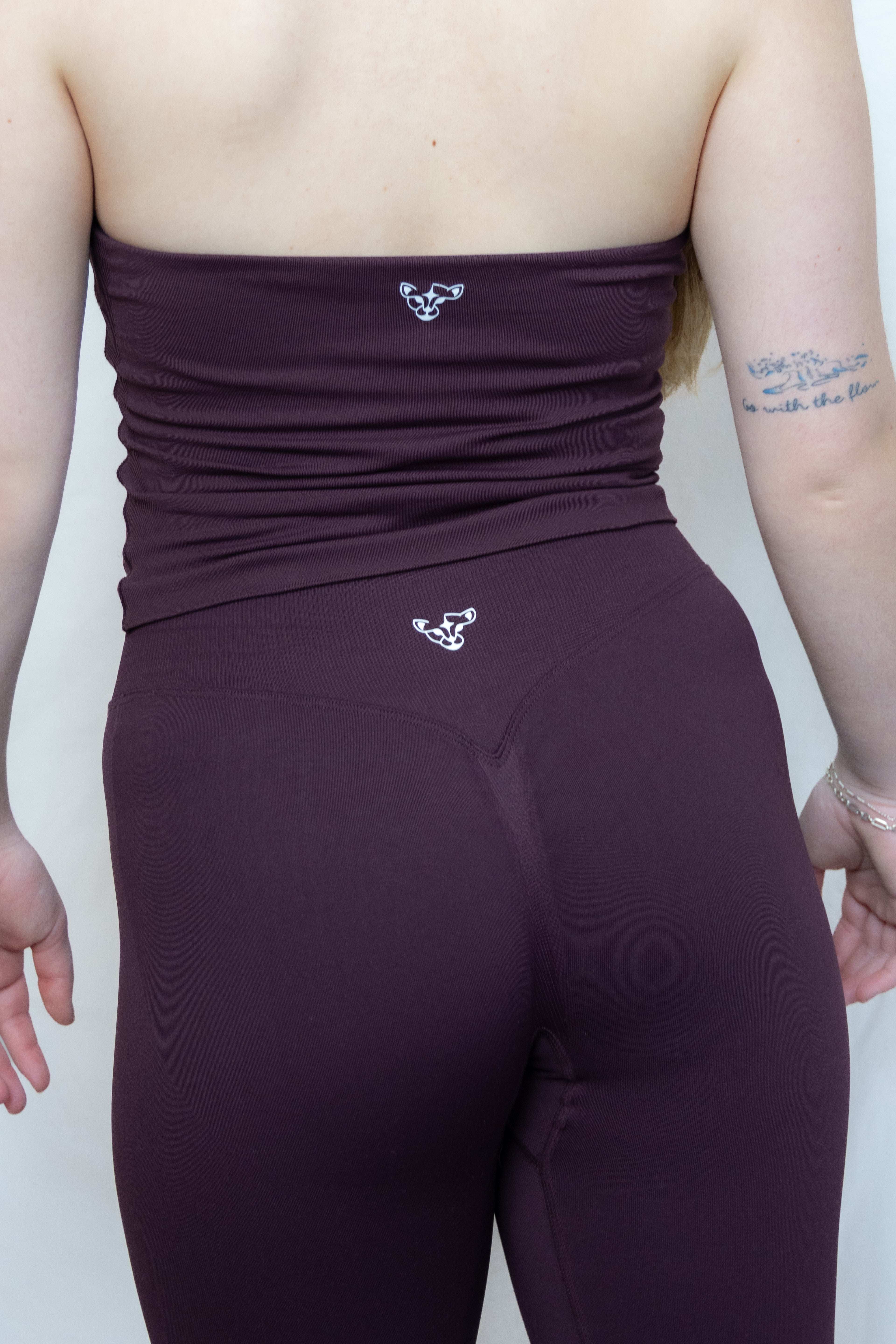 Essentials Flared Leggings
