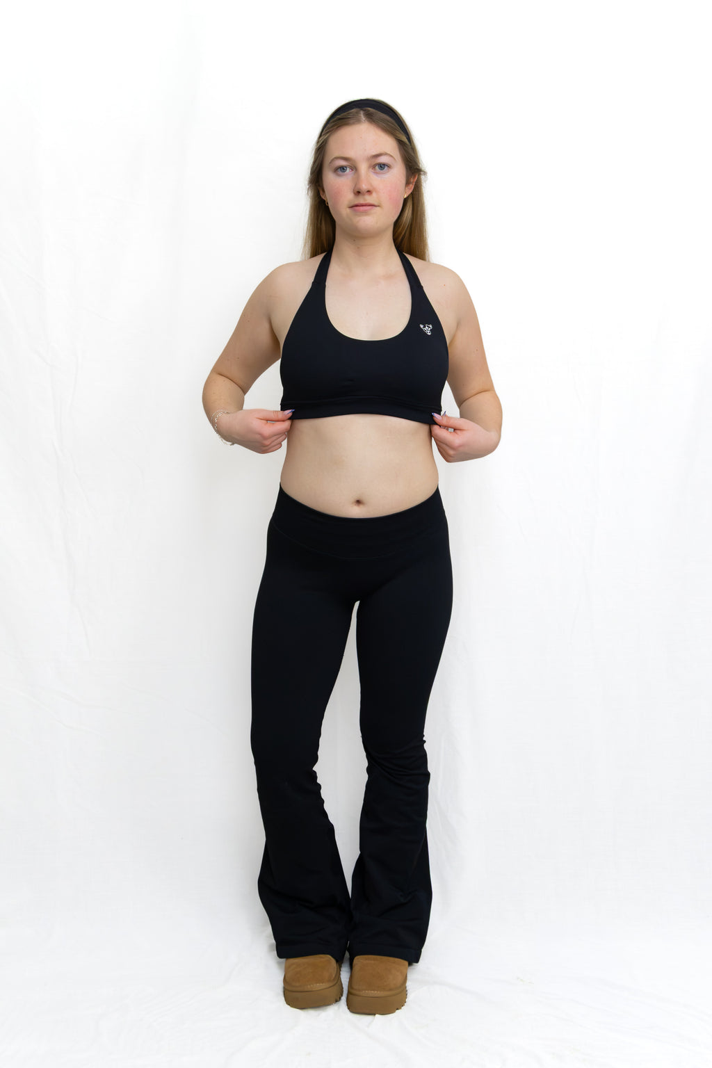 [colour:black black] Black black_flares_bend
